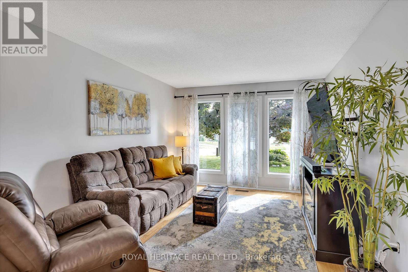 150 Sanderling Crescent, Kawartha Lakes (Lindsay), Ontario  K9V 5L4 - Photo 13 - X12286136