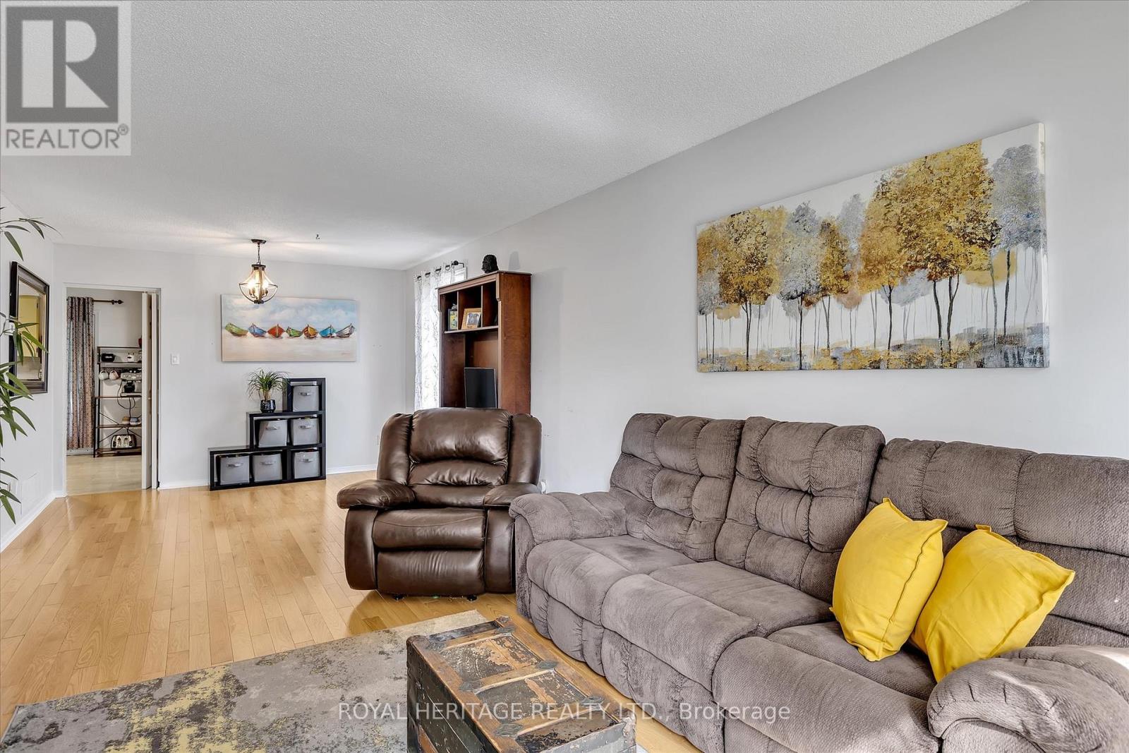 150 Sanderling Crescent, Kawartha Lakes (Lindsay), Ontario  K9V 5L4 - Photo 14 - X12286136