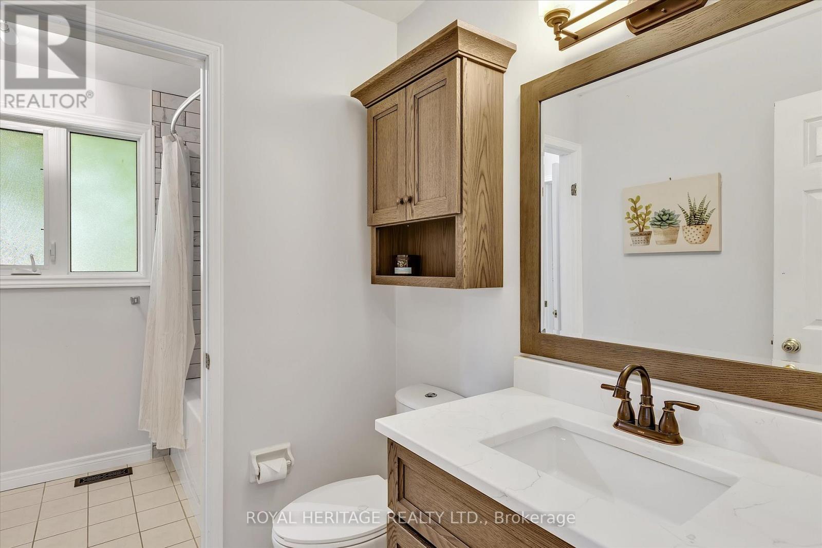 150 Sanderling Crescent, Kawartha Lakes (Lindsay), Ontario  K9V 5L4 - Photo 24 - X12286136