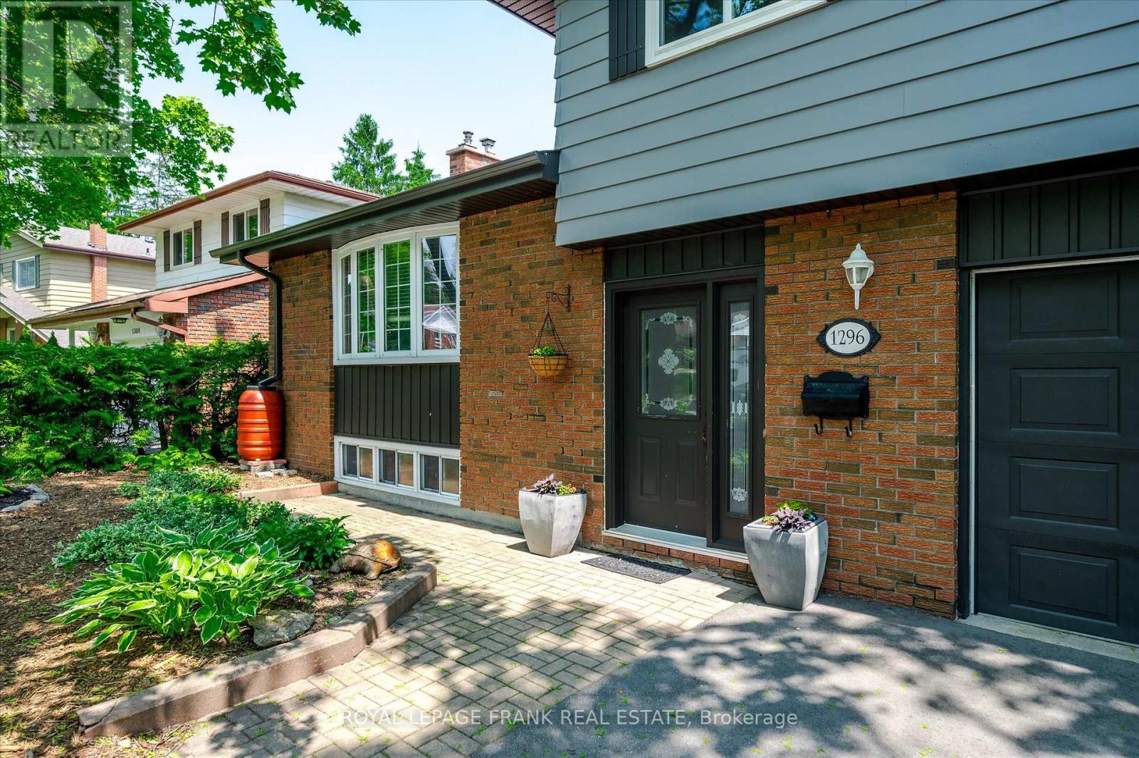 1296 Cartier Boulevard, Peterborough (Northcrest), Ontario  K9H 6S1 - Photo 2 - X12286254