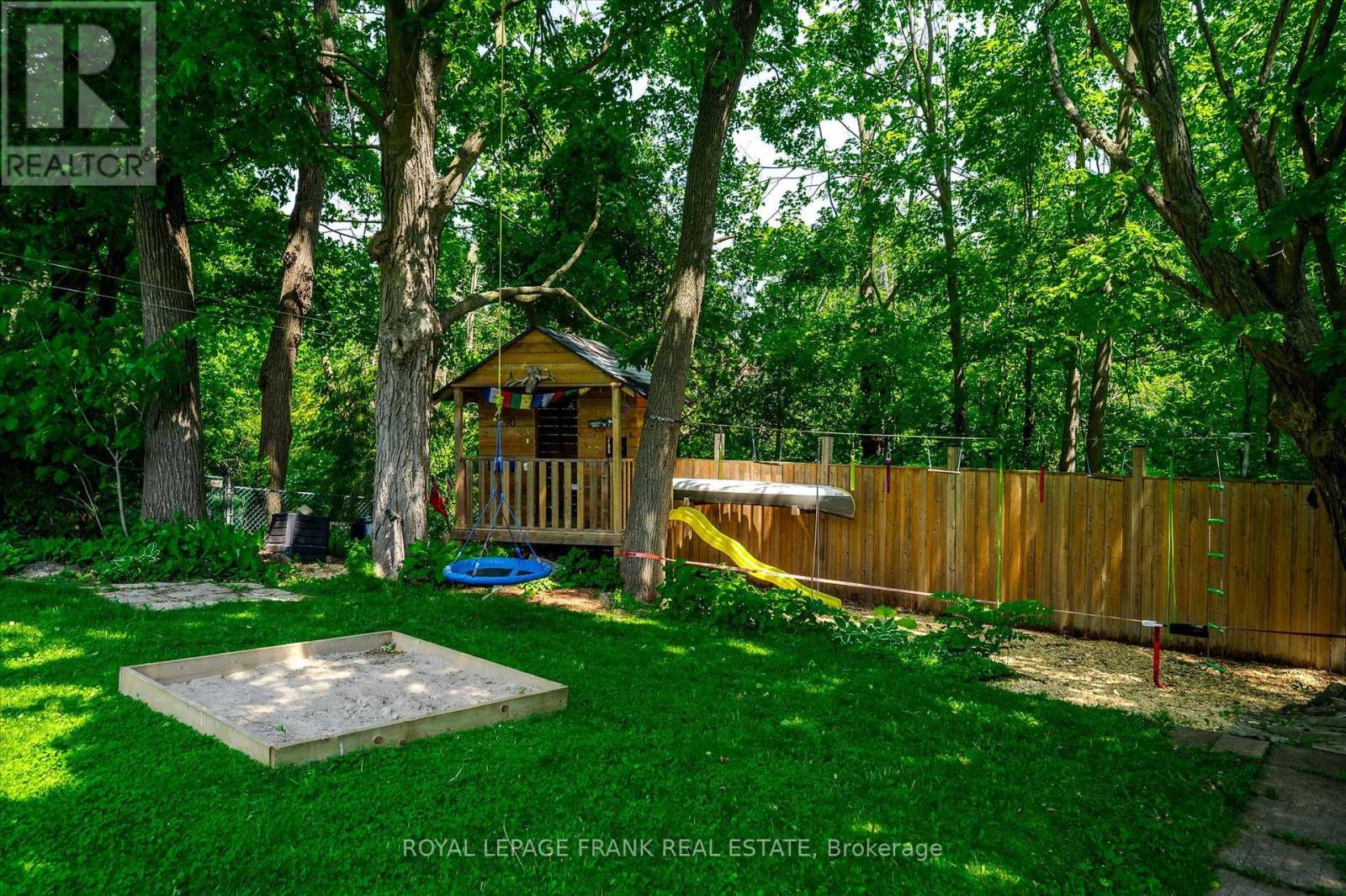 1296 Cartier Boulevard, Peterborough (Northcrest), Ontario  K9H 6S1 - Photo 44 - X12286254