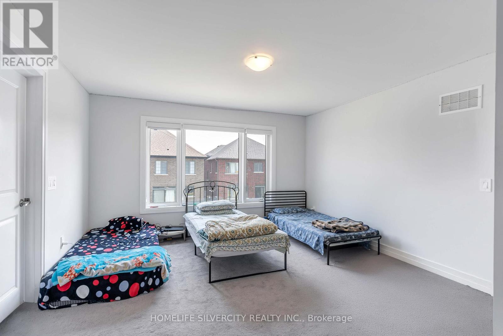 34 Mckay Avenue, Kawartha Lakes (Lindsay), Ontario  K9V 0R2 - Photo 27 - X12286067