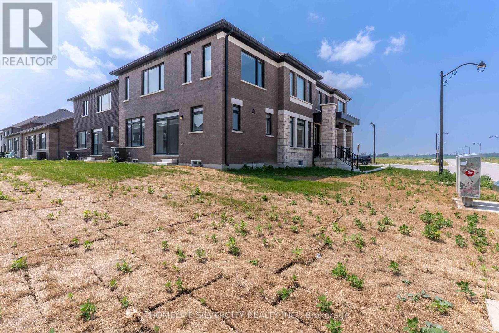 34 Mckay Avenue, Kawartha Lakes (Lindsay), Ontario  K9V 0R2 - Photo 47 - X12286067