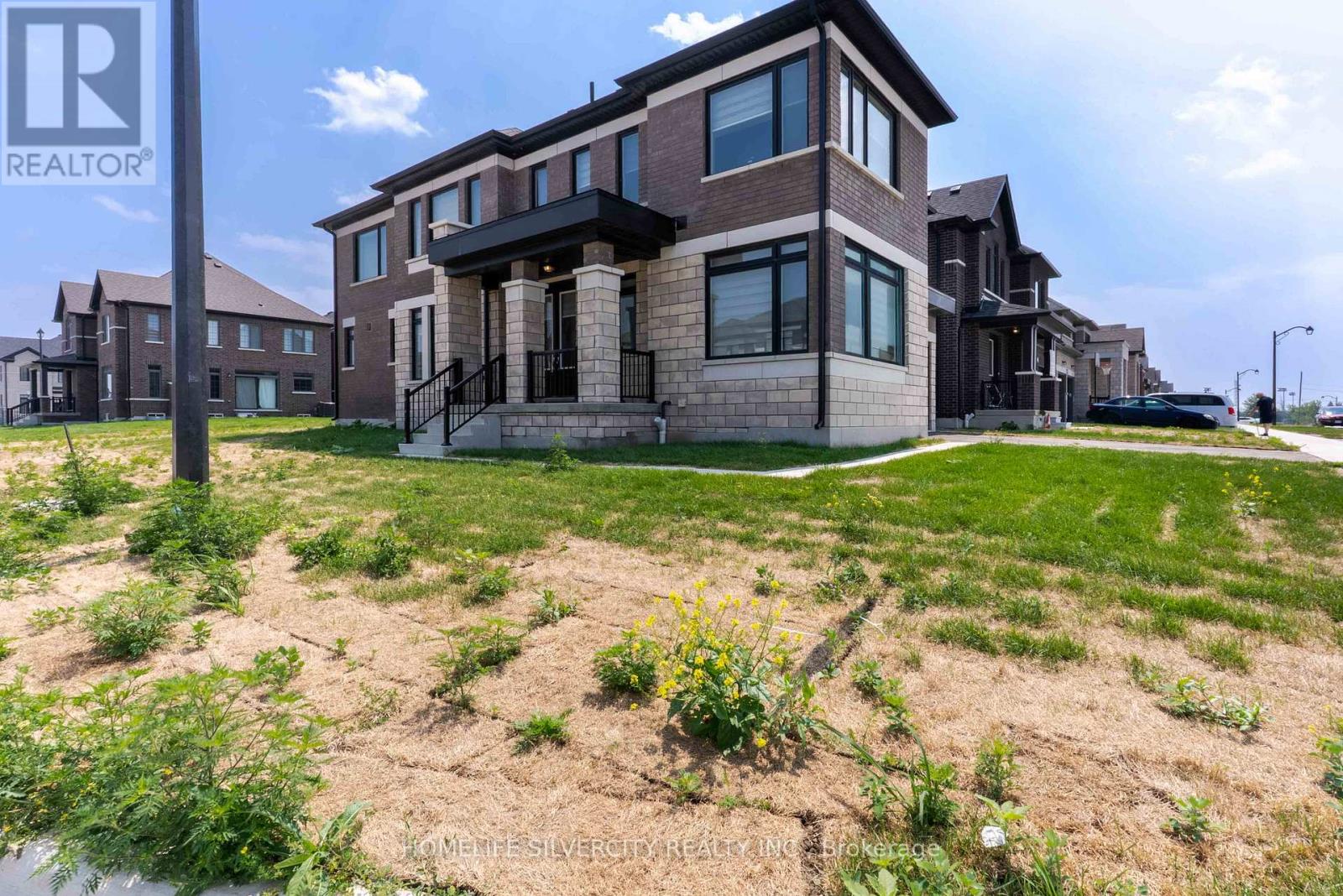 34 Mckay Avenue, Kawartha Lakes (Lindsay), Ontario  K9V 0R2 - Photo 5 - X12286067