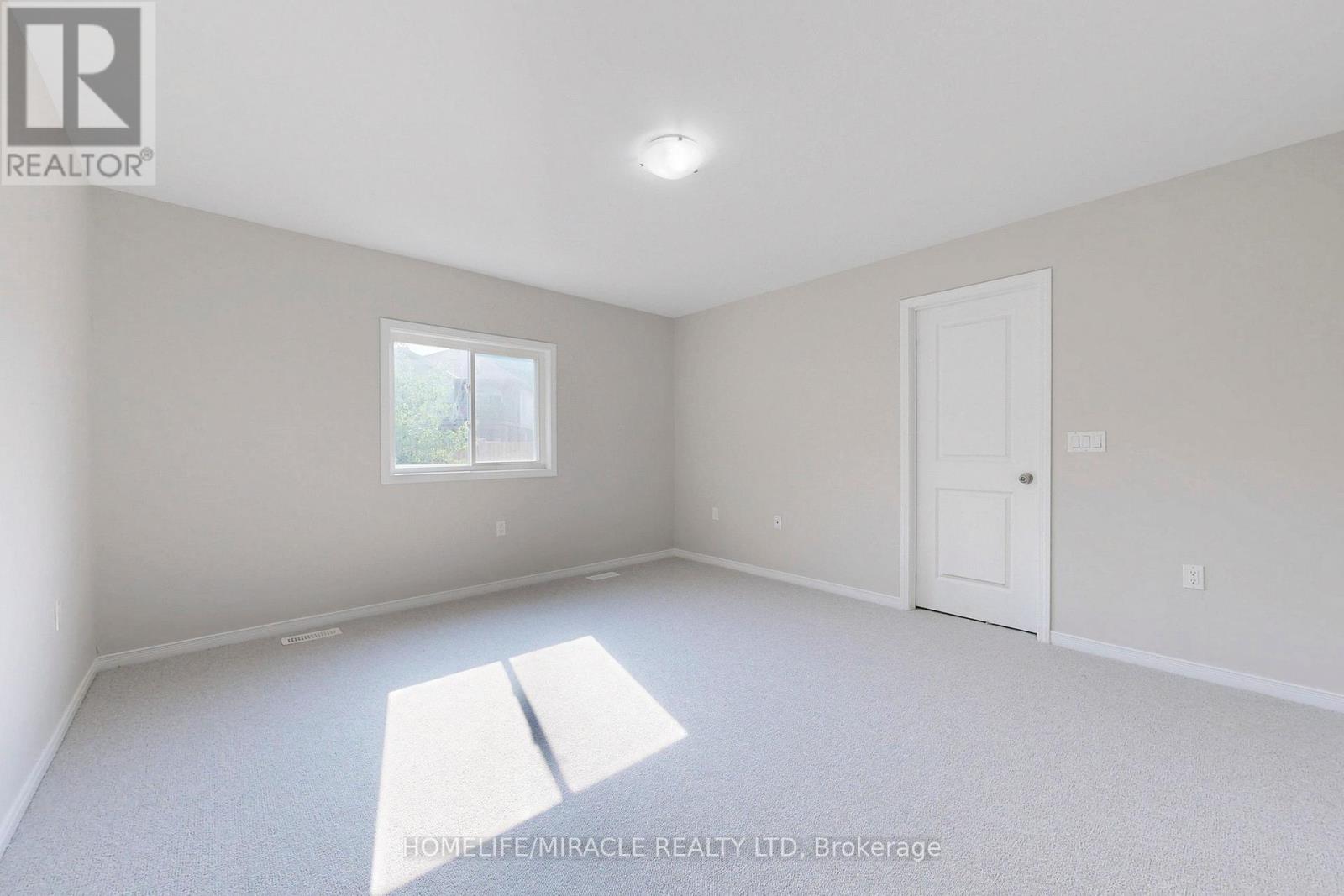 1611 Hetherington Drive, Peterborough North (University Heights), Ontario  K9L 0G6 - Photo 18 - X12286202