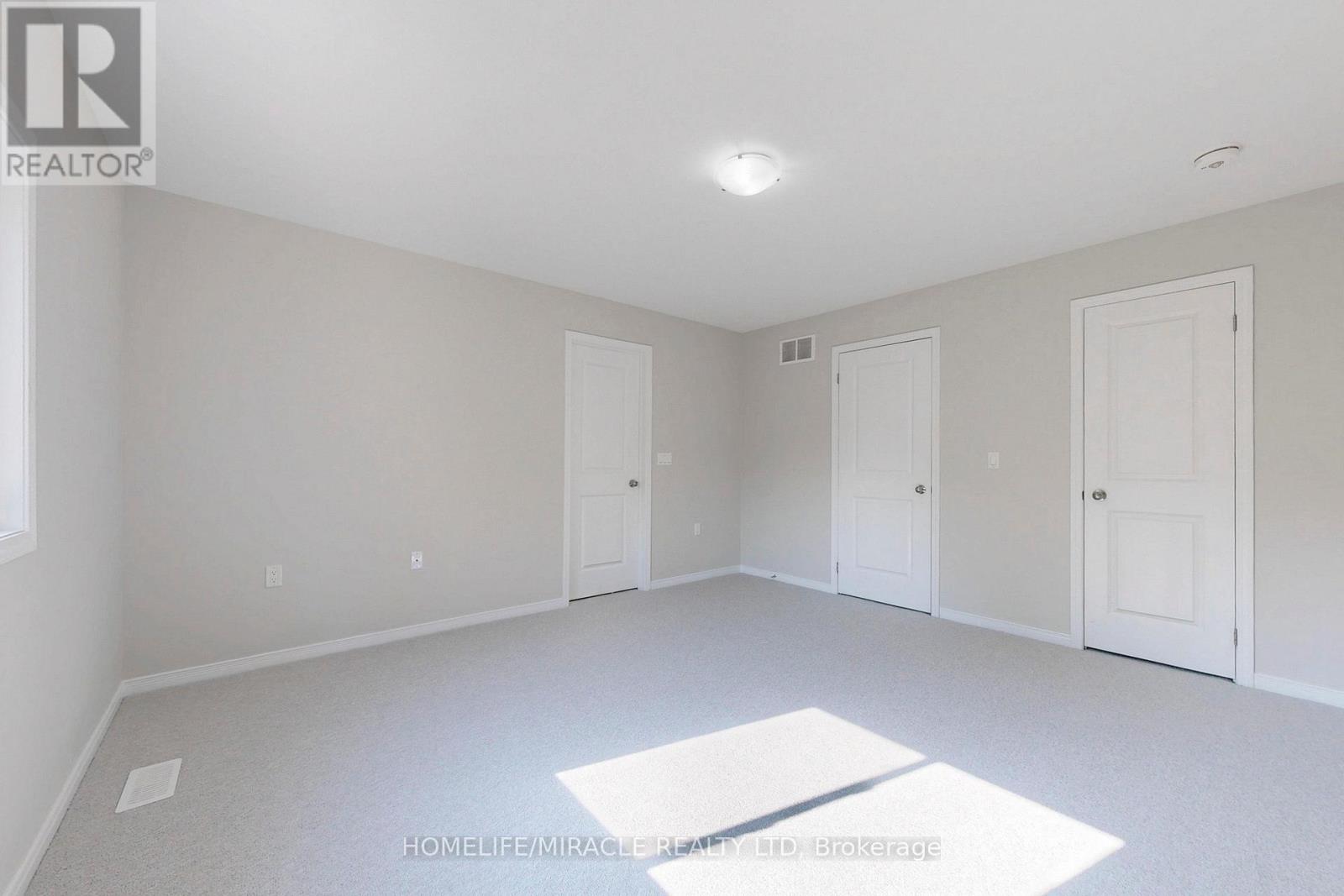 1611 Hetherington Drive, Peterborough North (University Heights), Ontario  K9L 0G6 - Photo 19 - X12286202