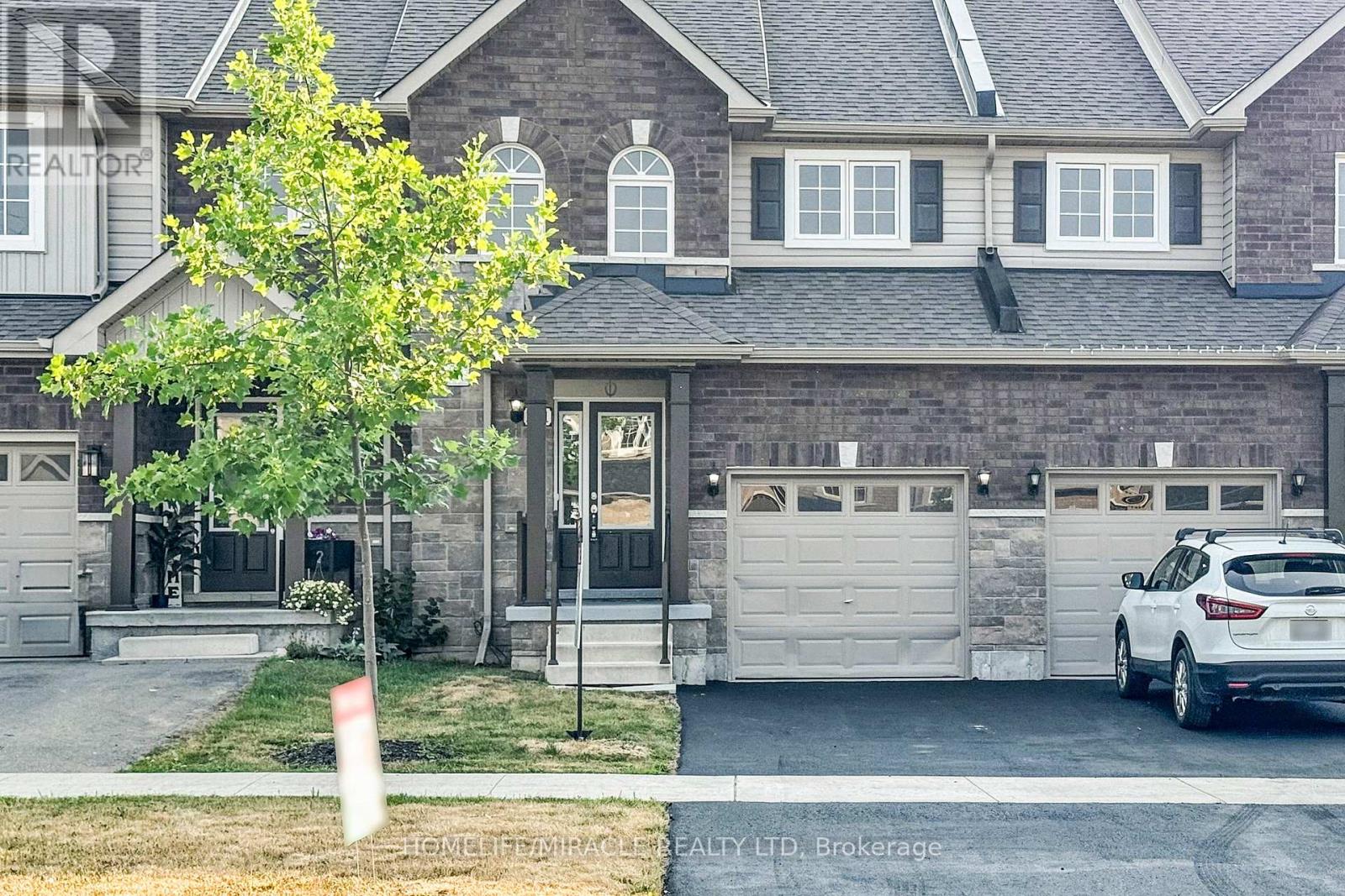 1611 Hetherington Drive, Peterborough North (University Heights), Ontario  K9L 0G6 - Photo 2 - X12286202