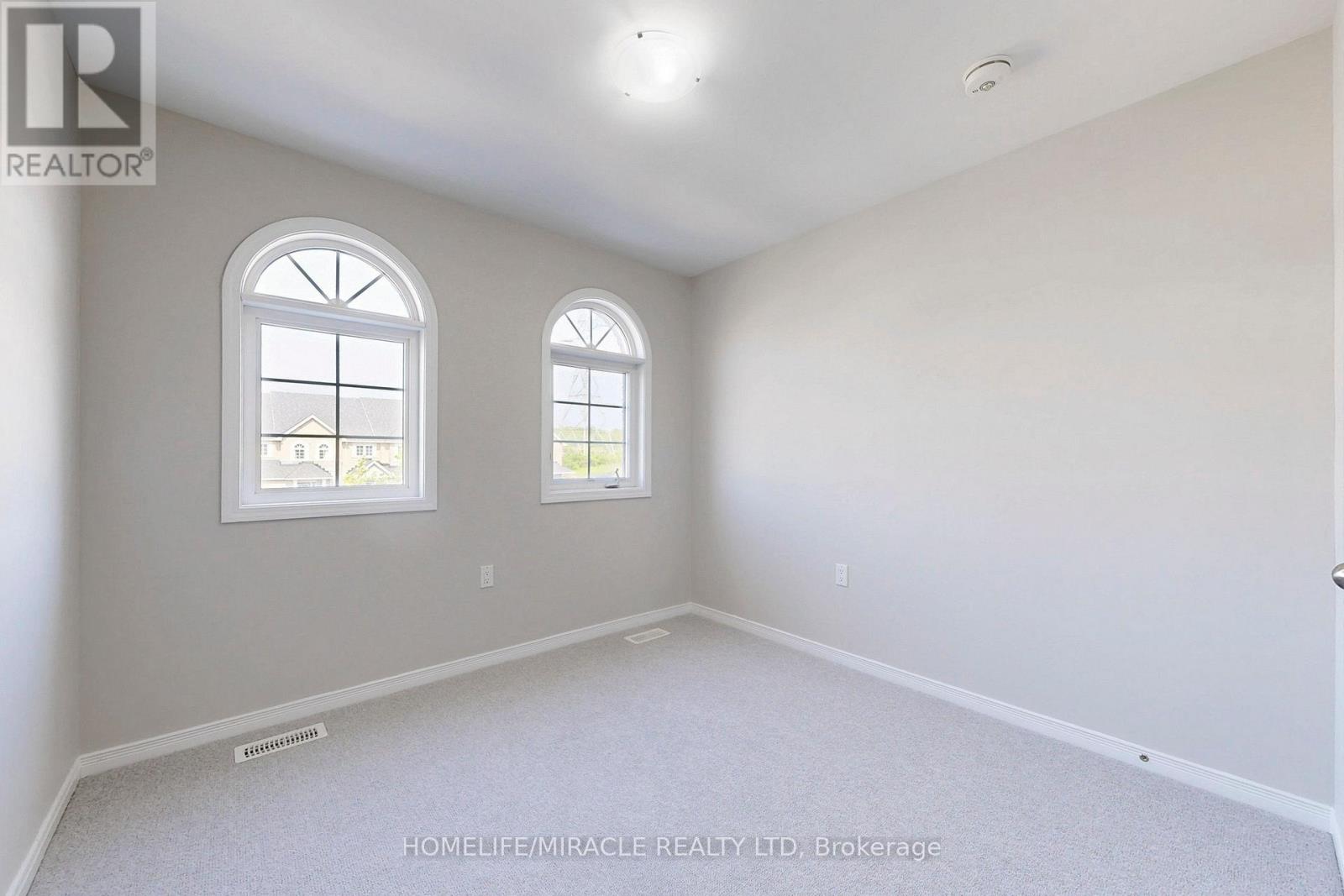 1611 Hetherington Drive, Peterborough North (University Heights), Ontario  K9L 0G6 - Photo 24 - X12286202