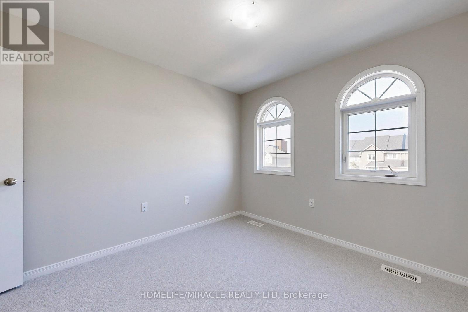 1611 Hetherington Drive, Peterborough North (University Heights), Ontario  K9L 0G6 - Photo 25 - X12286202