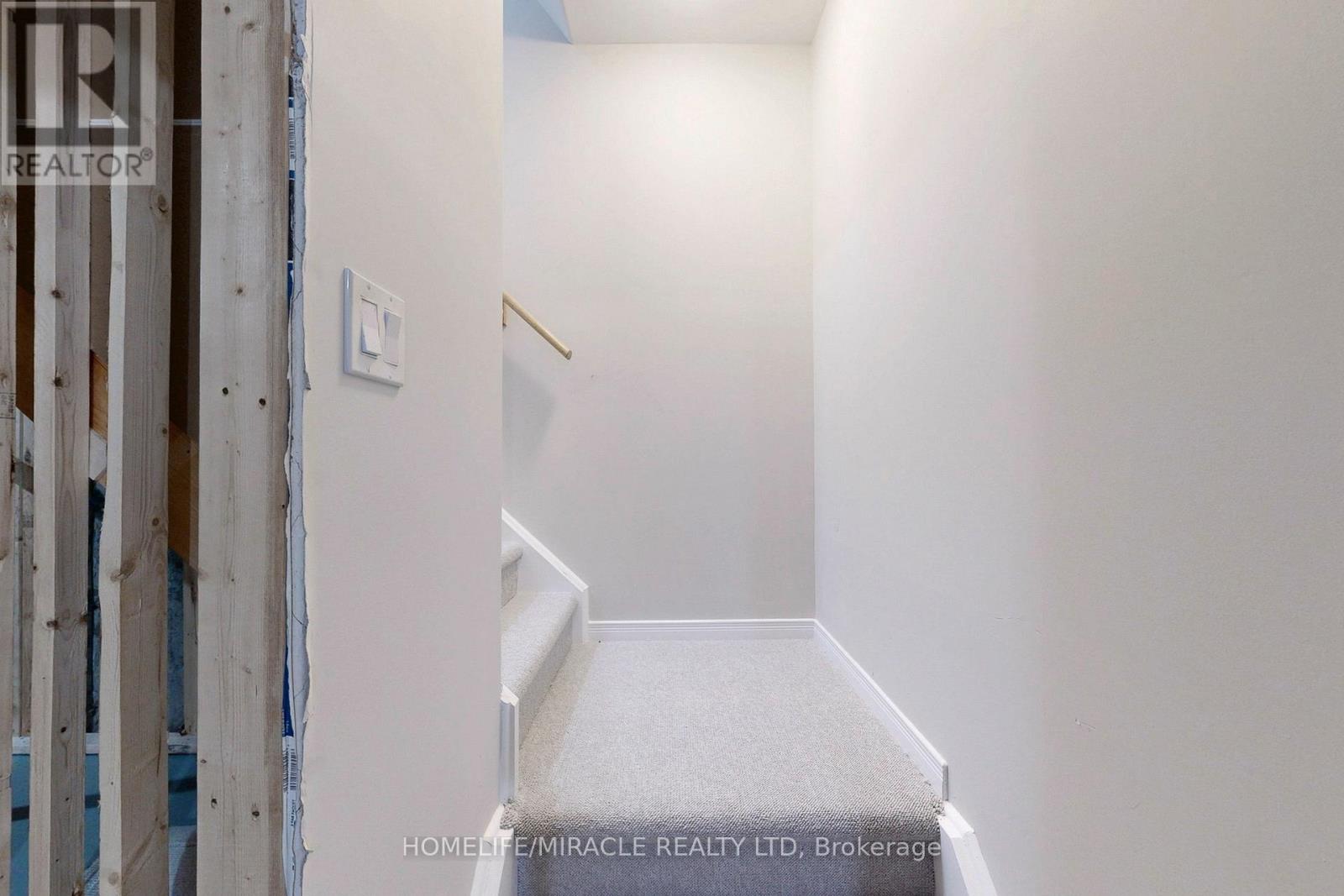 1611 Hetherington Drive, Peterborough North (University Heights), Ontario  K9L 0G6 - Photo 33 - X12286202