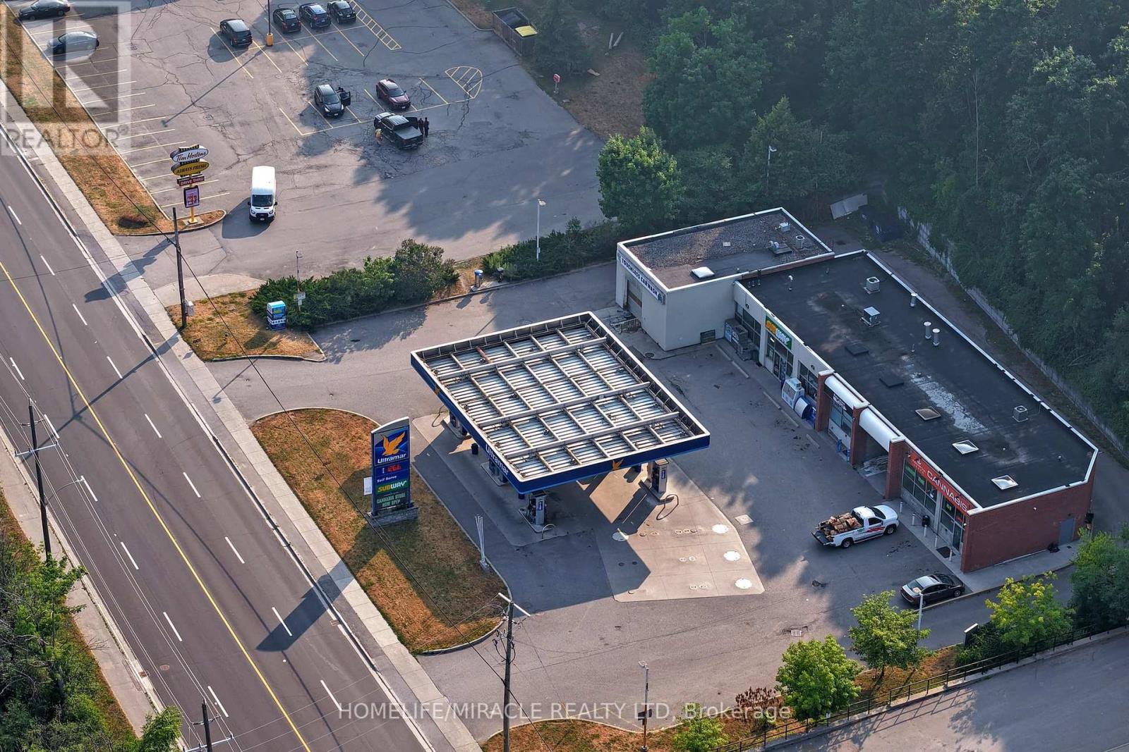 1611 Hetherington Drive, Peterborough North (University Heights), Ontario  K9L 0G6 - Photo 50 - X12286202