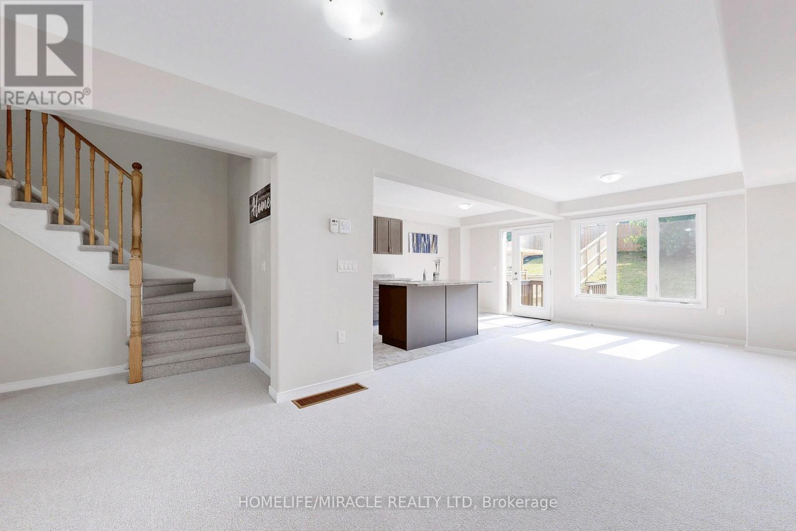 1611 Hetherington Drive, Peterborough North (University Heights), Ontario  K9L 0G6 - Photo 6 - X12286202