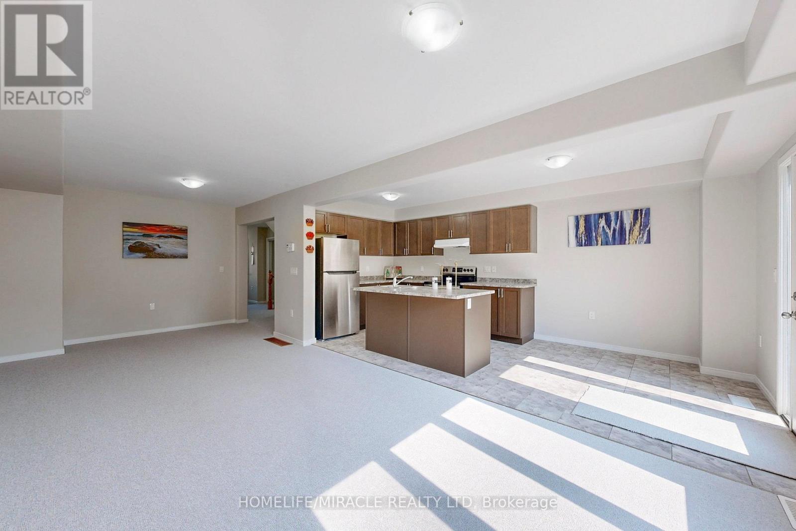 1611 Hetherington Drive, Peterborough North (University Heights), Ontario  K9L 0G6 - Photo 7 - X12286202