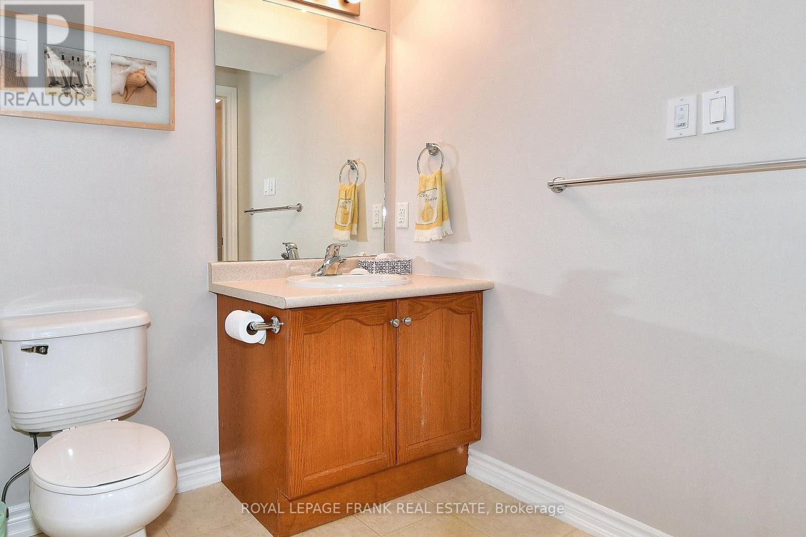 7 Village Crescent, Peterborough West (South), Ontario  K9J 8S7 - Photo 25 - X12286345