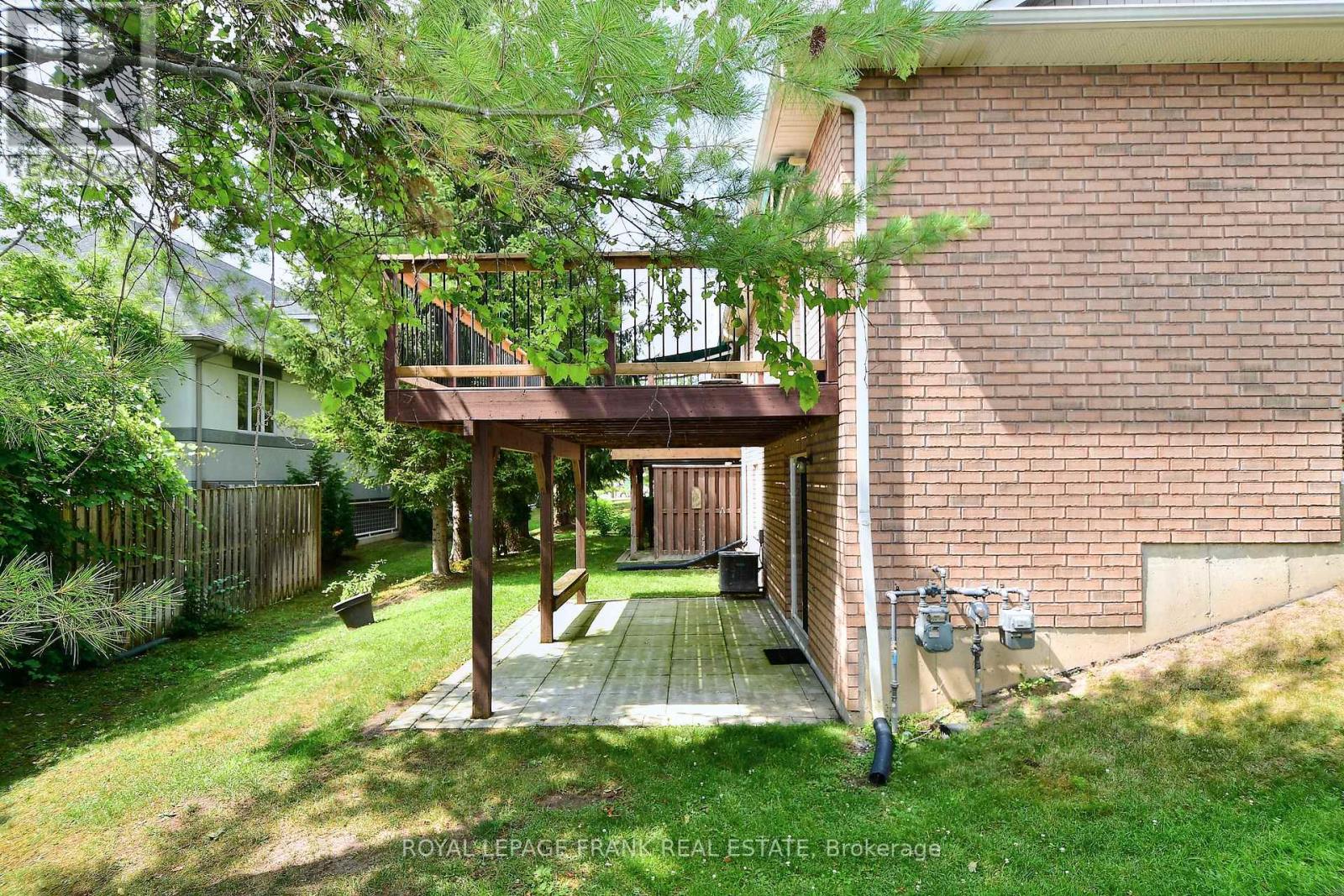 7 Village Crescent, Peterborough West (South), Ontario  K9J 8S7 - Photo 32 - X12286345
