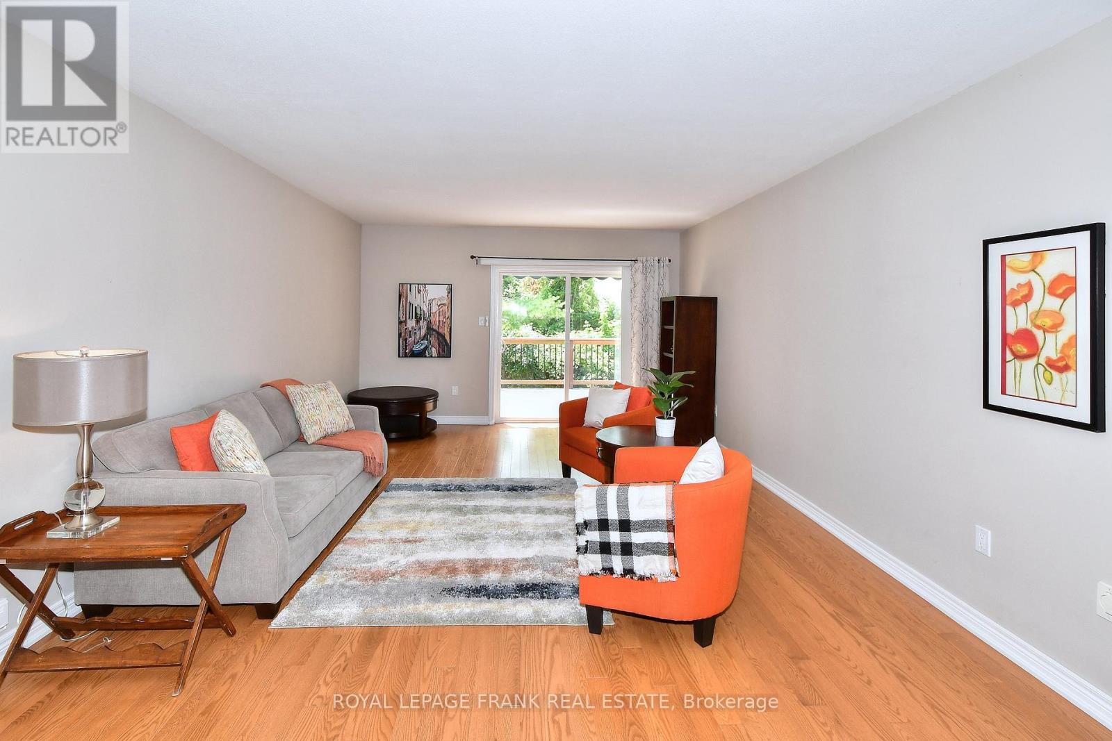7 Village Crescent, Peterborough West (South), Ontario  K9J 8S7 - Photo 5 - X12286345