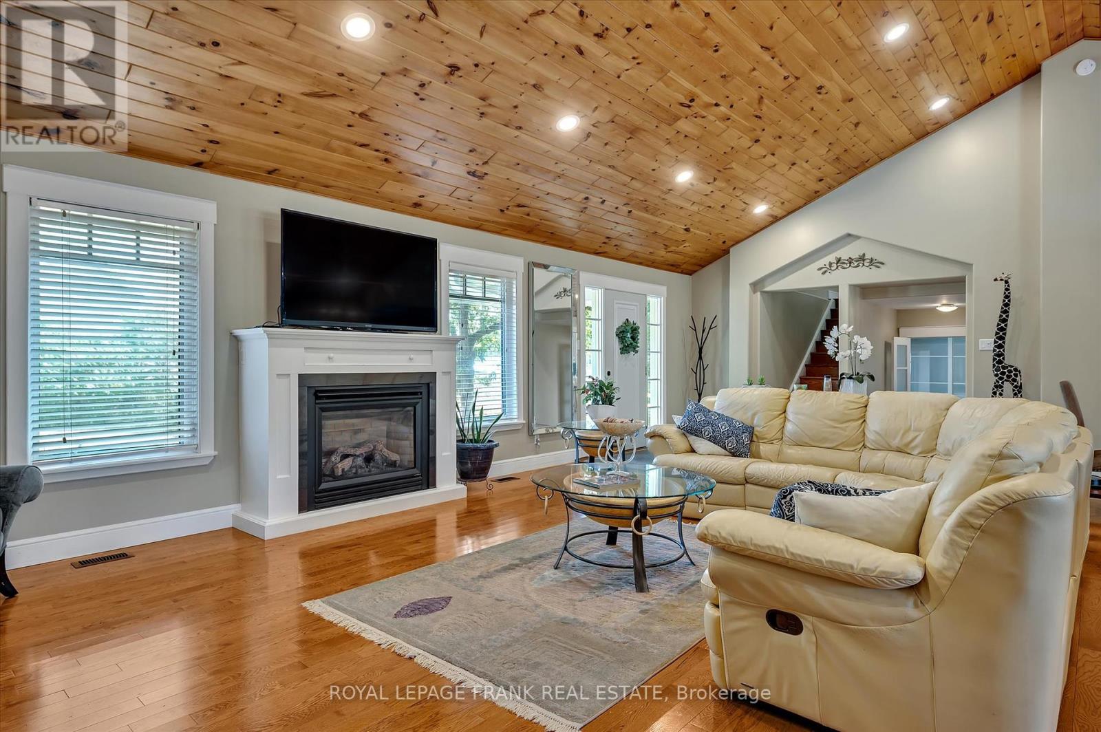 1898 Lakehurst Road, Trent Lakes, Ontario  K0L 1J0 - Photo 16 - X12286449