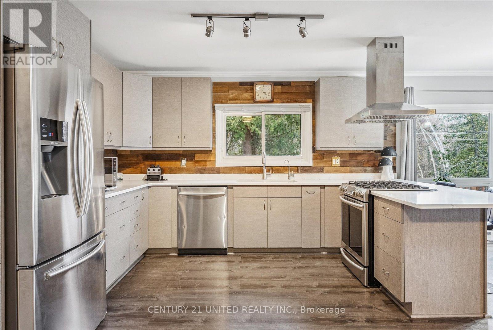 52 Birch Point Drive, Kawartha Lakes (Emily), Ontario  K0L 1T0 - Photo 10 - X12286781