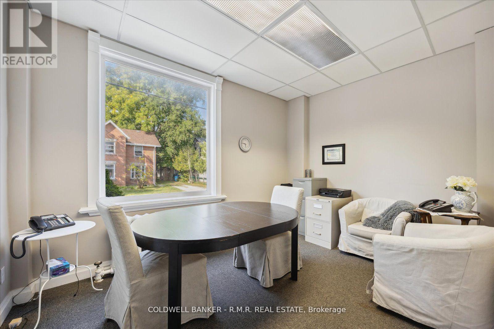 132 William Street N, Kawartha Lakes (Lindsay), Ontario  K9V 4A9 - Photo 11 - X12287637