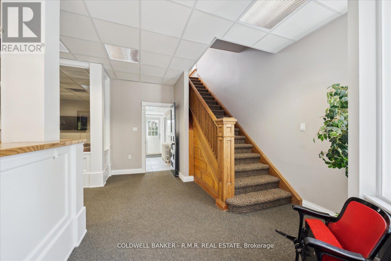 132 William Street N, Kawartha Lakes (Lindsay), Ontario  K9V 4A9 - Photo 6 - X12287637