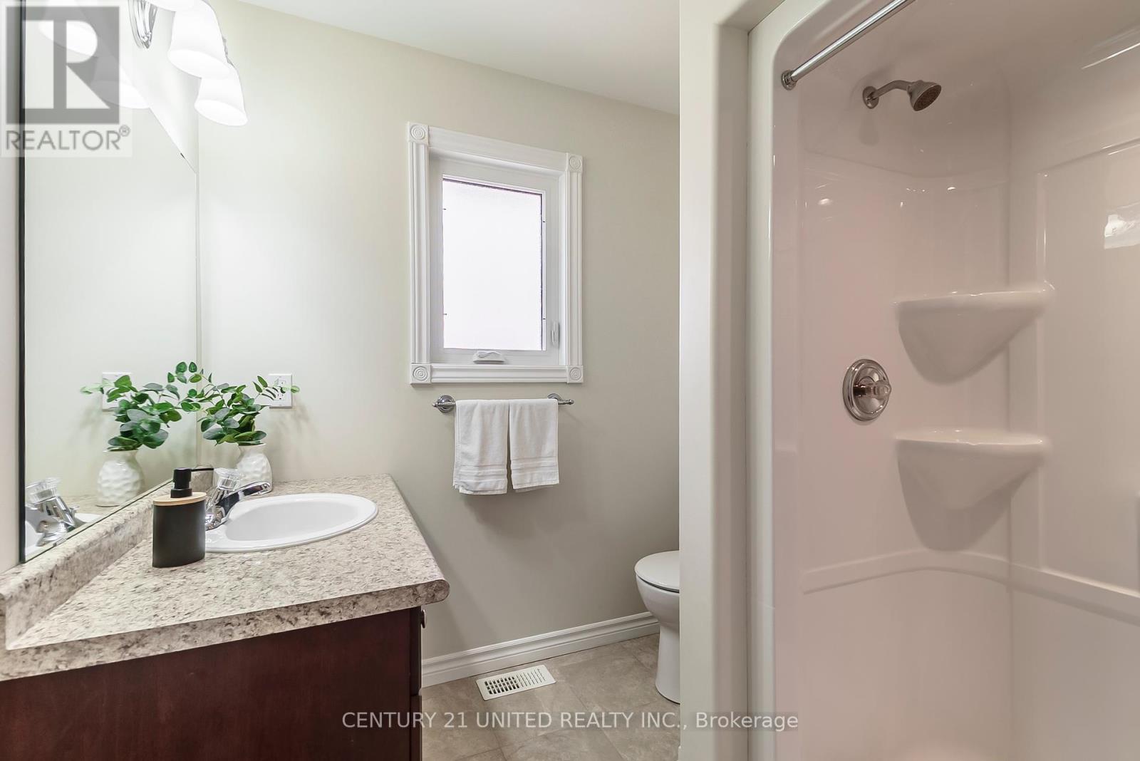 441 Bianco Crescent, Peterborough West (North), Ontario  K9K 0A3 - Photo 17 - X12287892