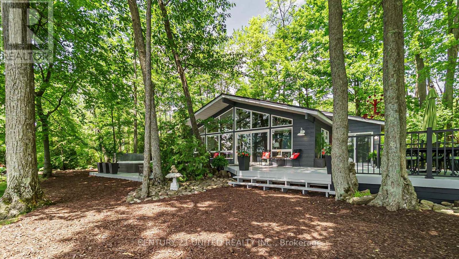 7004 Island 70, Trent Lakes, Ontario  K0L 1T0 - Photo 11 - X12288087