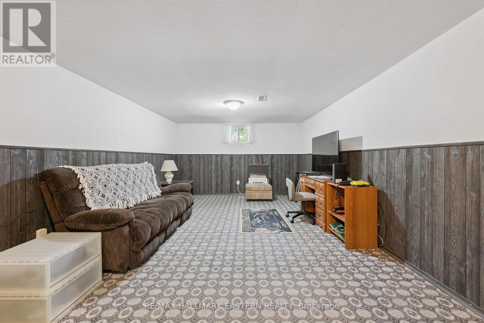 604 Garside Drive, Peterborough East (North), Ontario  K9H 7C7 - Photo 18 - X12288171