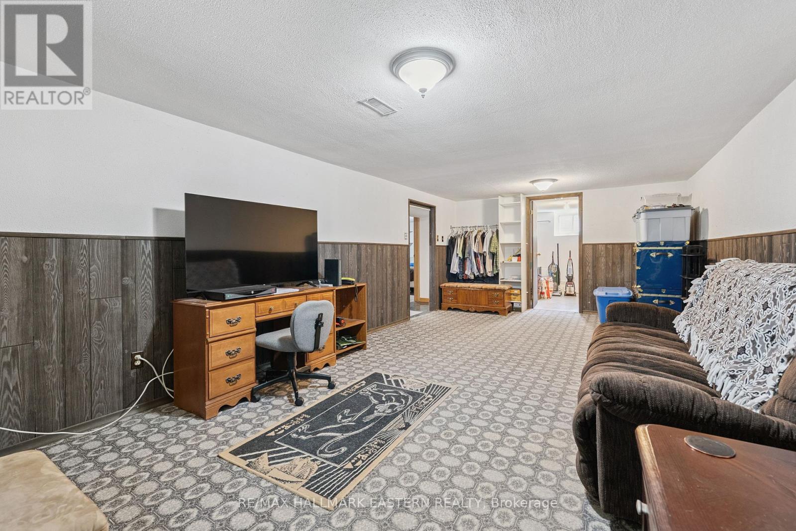 604 Garside Drive, Peterborough East (North), Ontario  K9H 7C7 - Photo 19 - X12288171