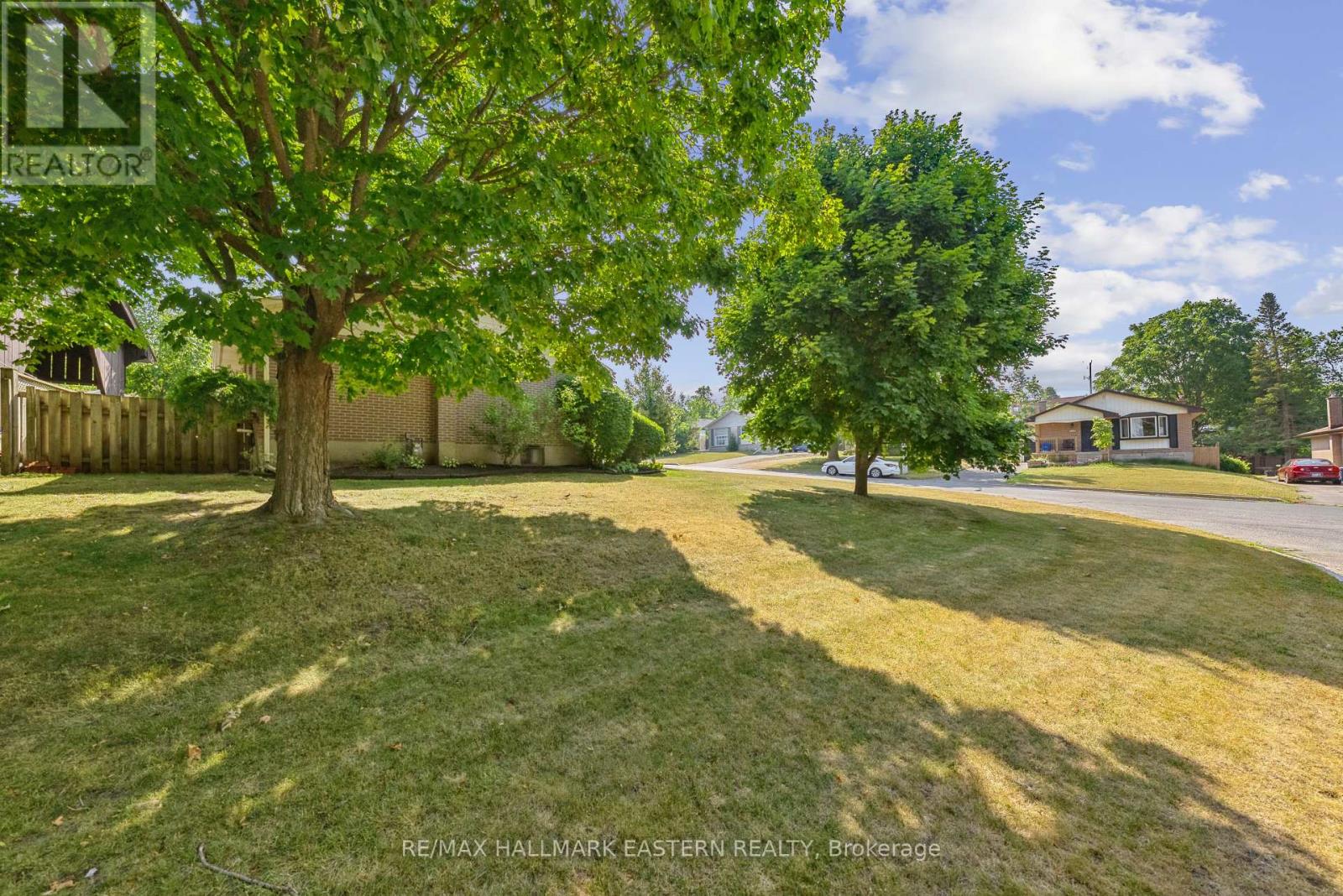 604 Garside Drive, Peterborough East (North), Ontario  K9H 7C7 - Photo 26 - X12288171