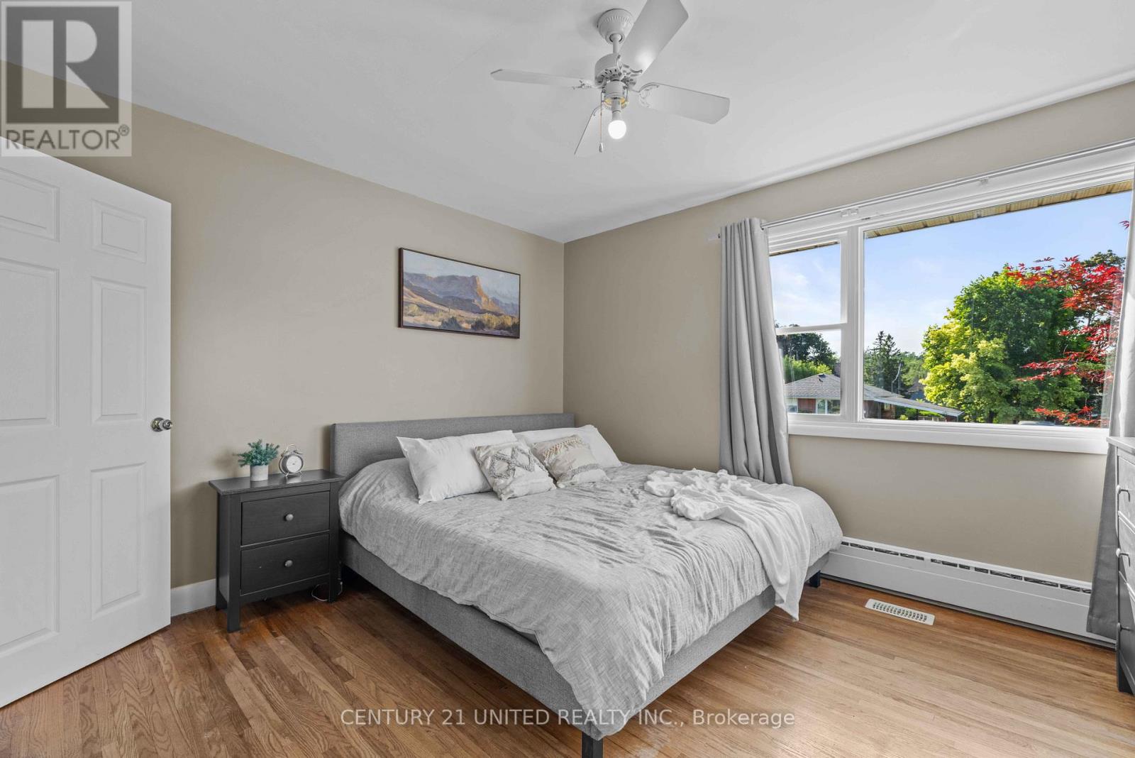 1056 Glebemount Crescent, Peterborough North (Central), Ontario  K9H 6M3 - Photo 15 - X12288203