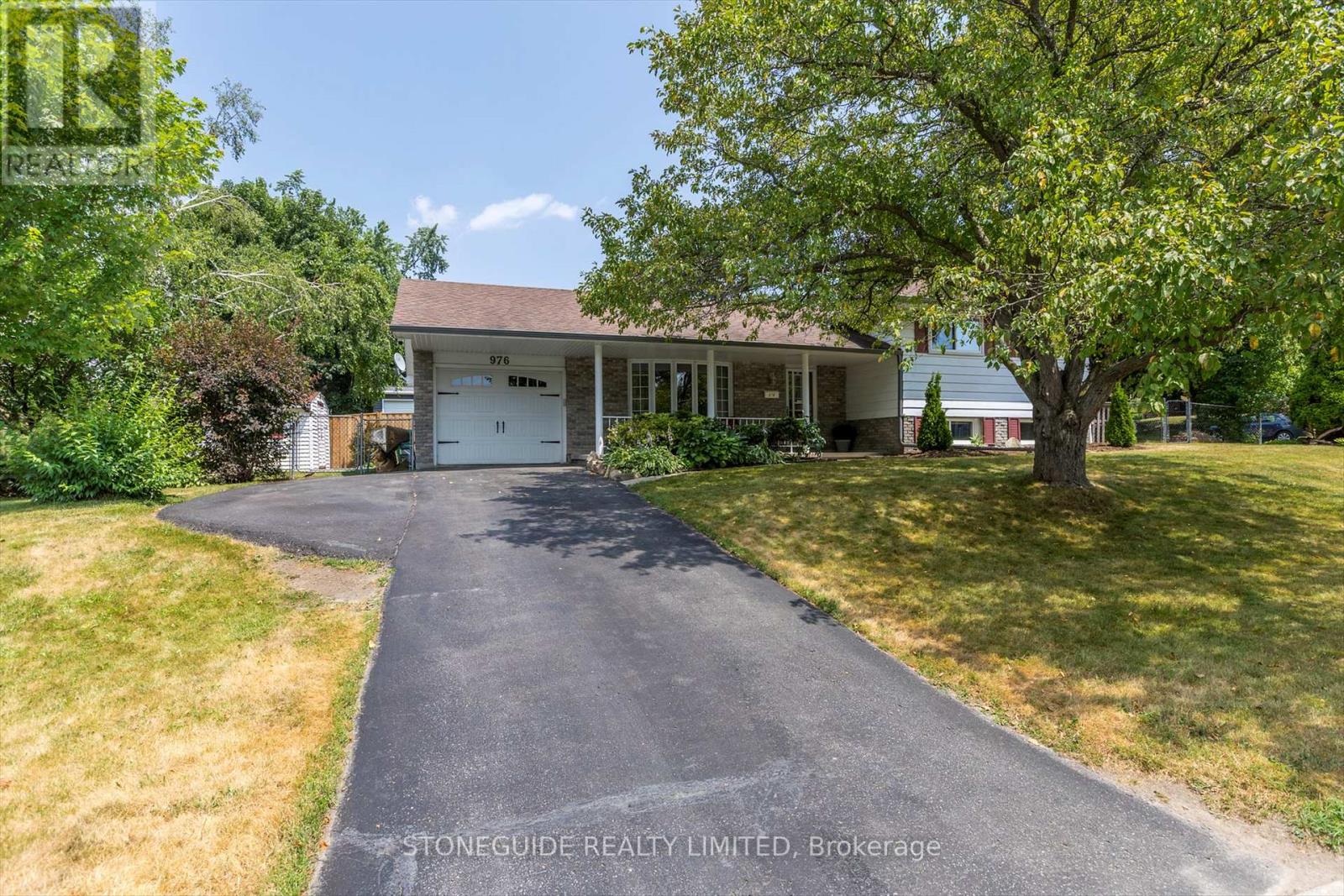 976 Sydenham Road, Peterborough South (East), Ontario  K9J 1K6 - Photo 2 - X12288434