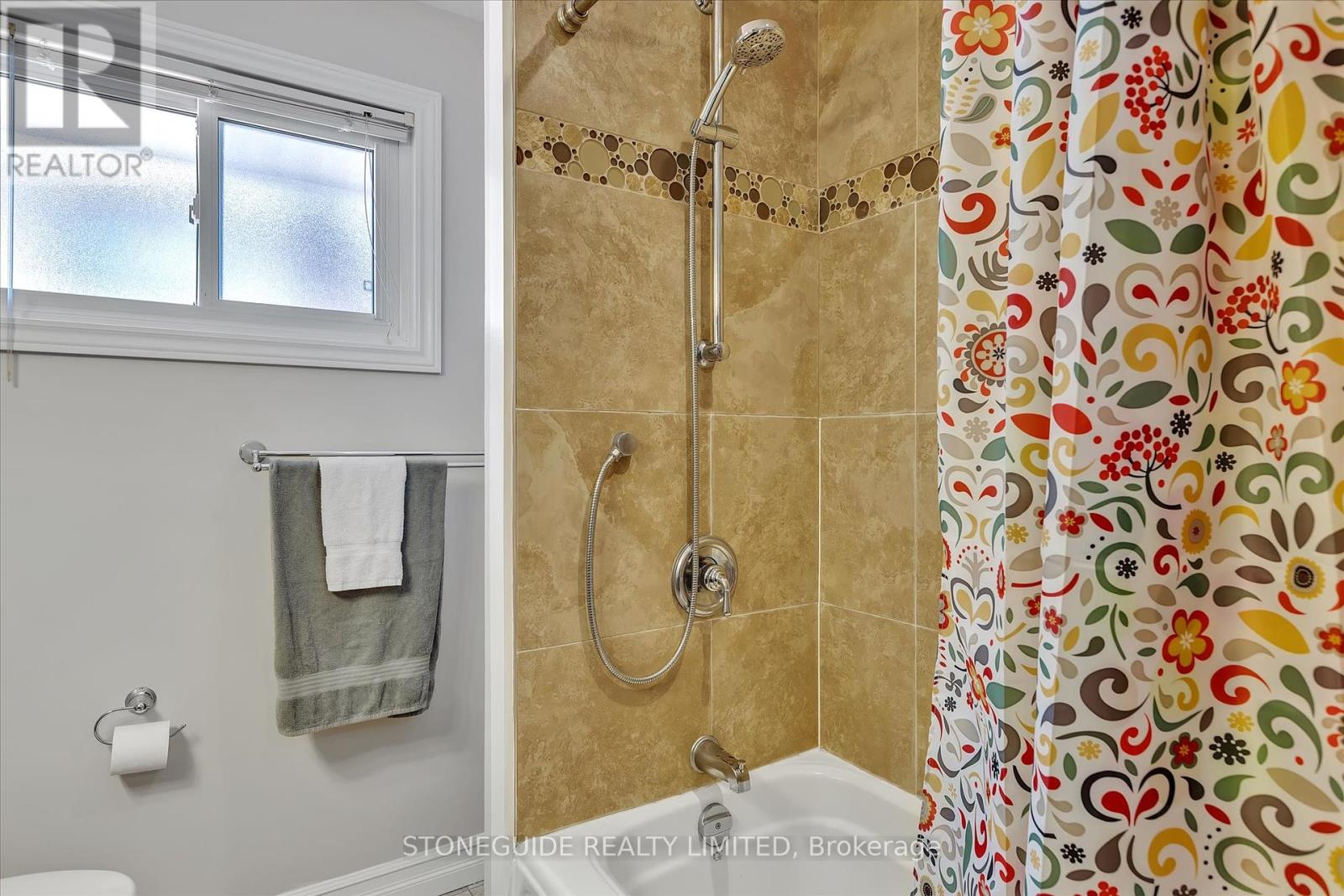 976 Sydenham Road, Peterborough South (East), Ontario  K9J 1K6 - Photo 20 - X12288434