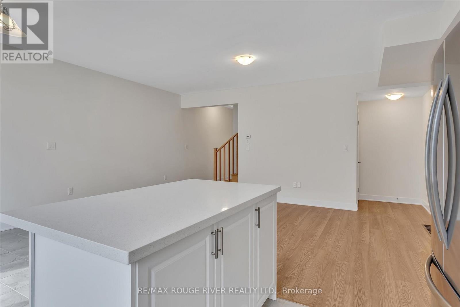 11 - 645 Pollock Grove W, Peterborough North (North), Ontario  K9K 0J6 - Photo 12 - X12288533