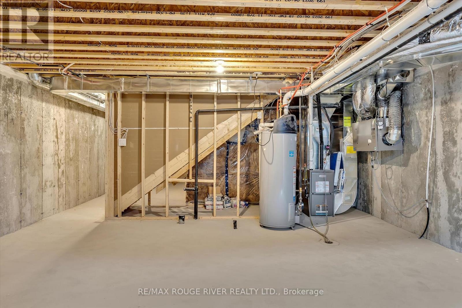 11 - 645 Pollock Grove W, Peterborough North (North), Ontario  K9K 0J6 - Photo 33 - X12288533