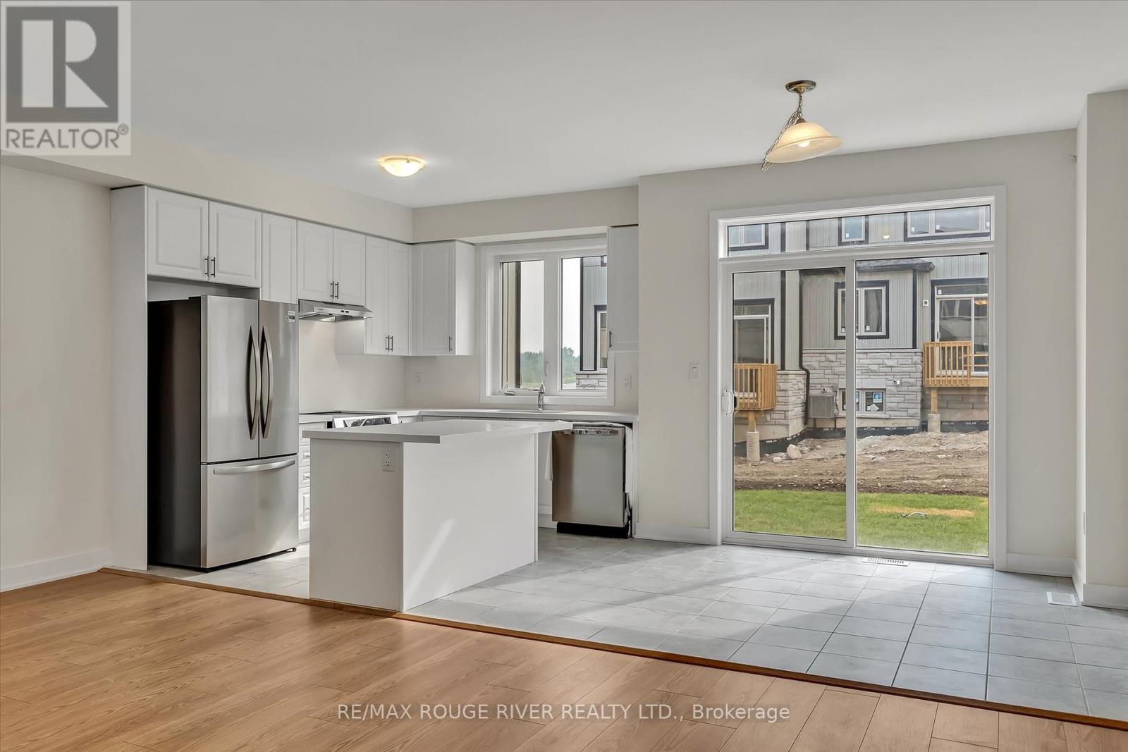 11 - 645 Pollock Grove W, Peterborough North (North), Ontario  K9K 0J6 - Photo 8 - X12288533