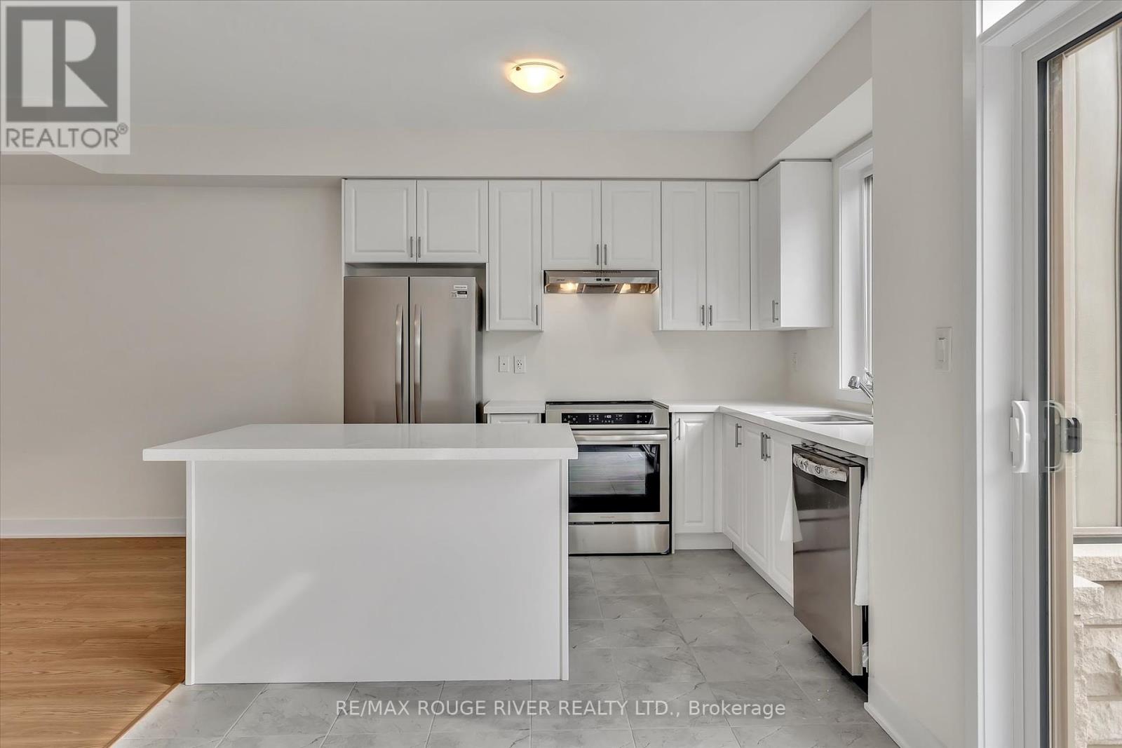 11 - 645 Pollock Grove W, Peterborough North (North), Ontario  K9K 0J6 - Photo 9 - X12288533