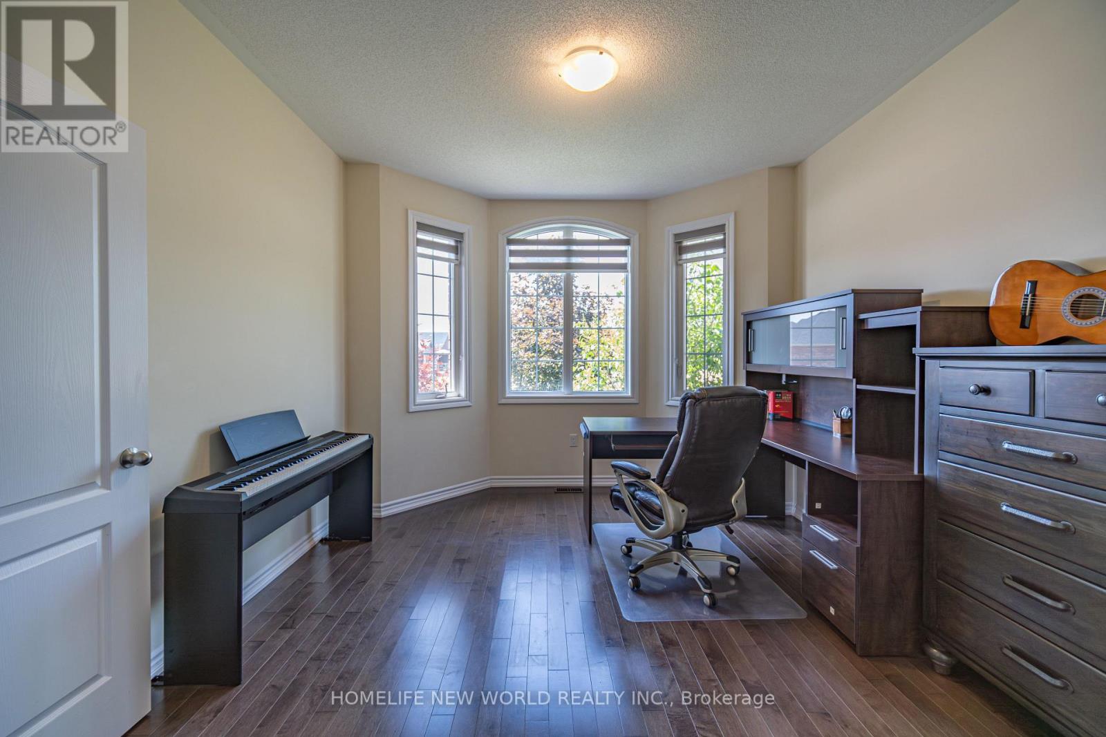 17 Old Trafford Drive, Trent Hills (Hastings), Ontario  K0L 1Y0 - Photo 11 - X12288982