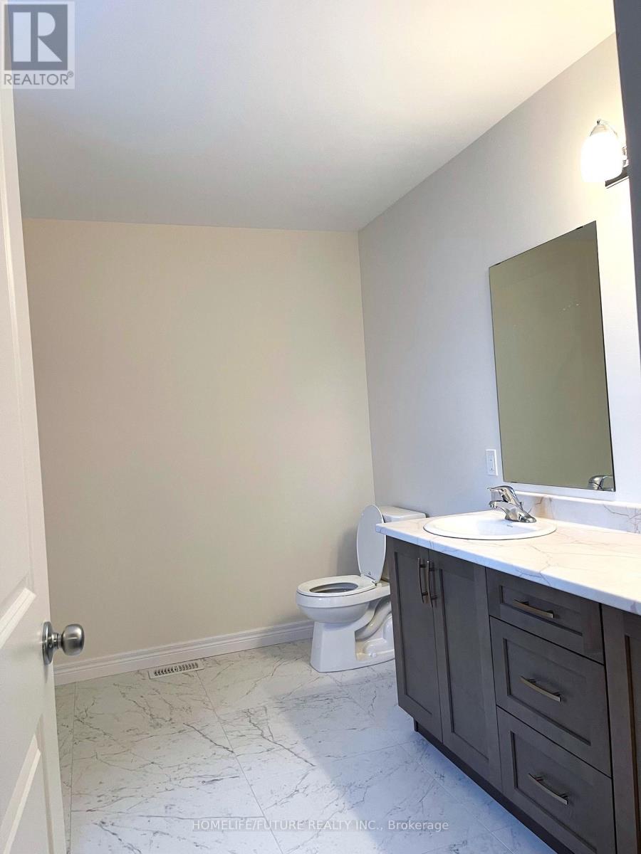 605 Lemay Grove, Peterborough North (North), Ontario  K9J 7P4 - Photo 12 - X12289286