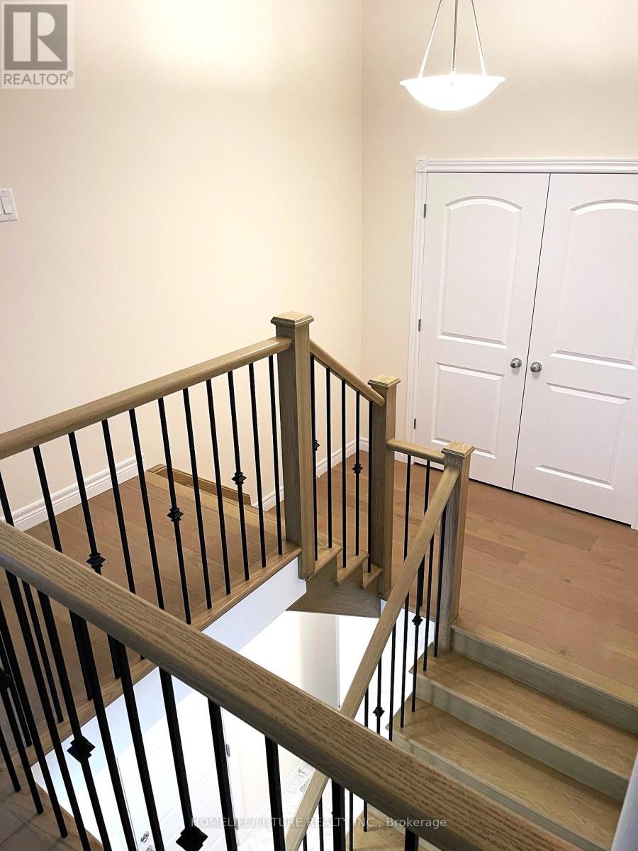 605 Lemay Grove, Peterborough North (North), Ontario  K9J 7P4 - Photo 24 - X12289286