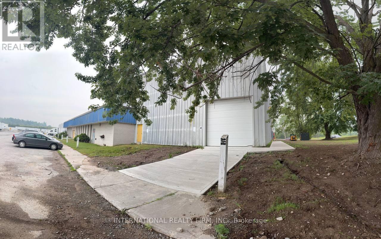 810 Technology Drive, Peterborough South (East), Ontario  K9J 6X7 - Photo 3 - X12289485