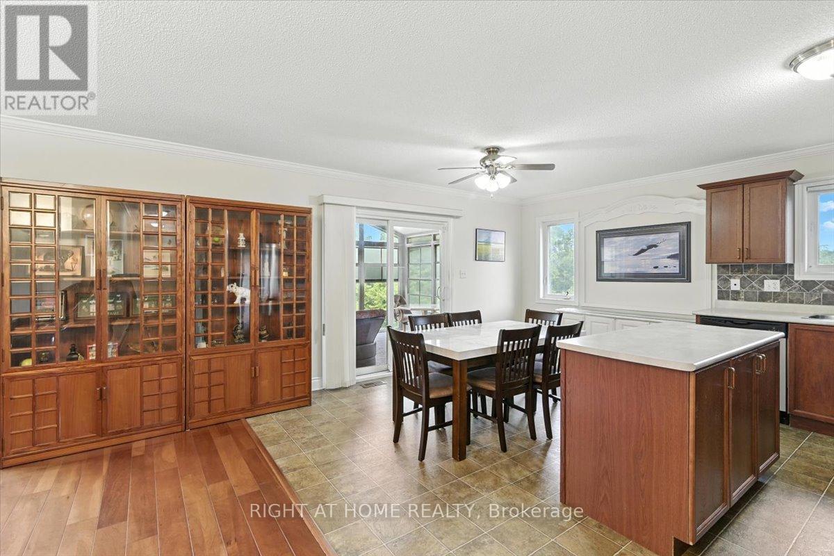47 Logie Street, Kawartha Lakes (Lindsay), Ontario  K9V 1C3 - Photo 19 - X12289538