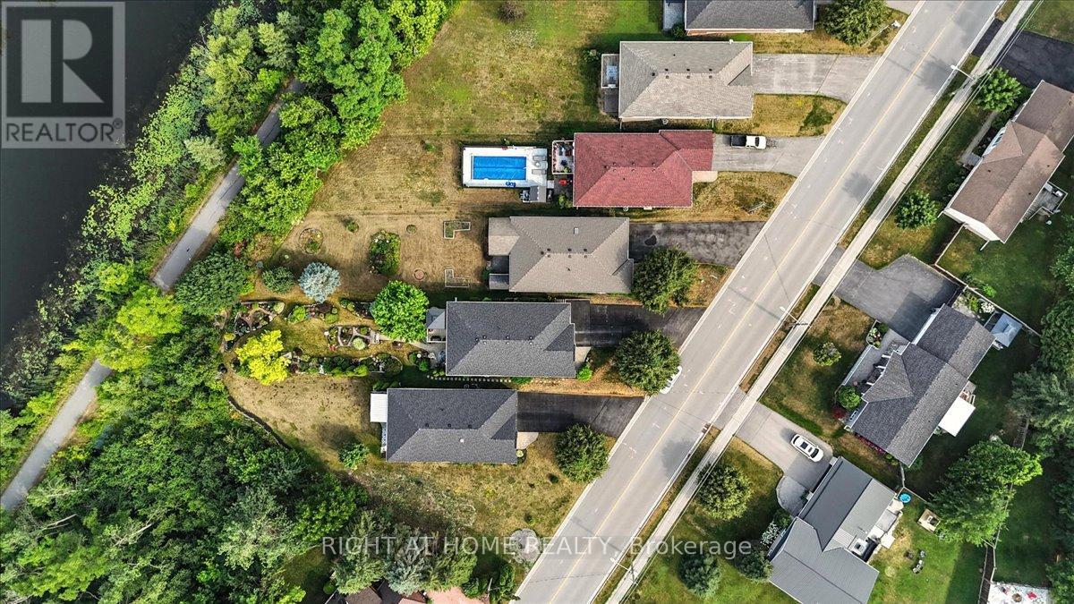 47 Logie Street, Kawartha Lakes (Lindsay), Ontario  K9V 1C3 - Photo 33 - X12289538