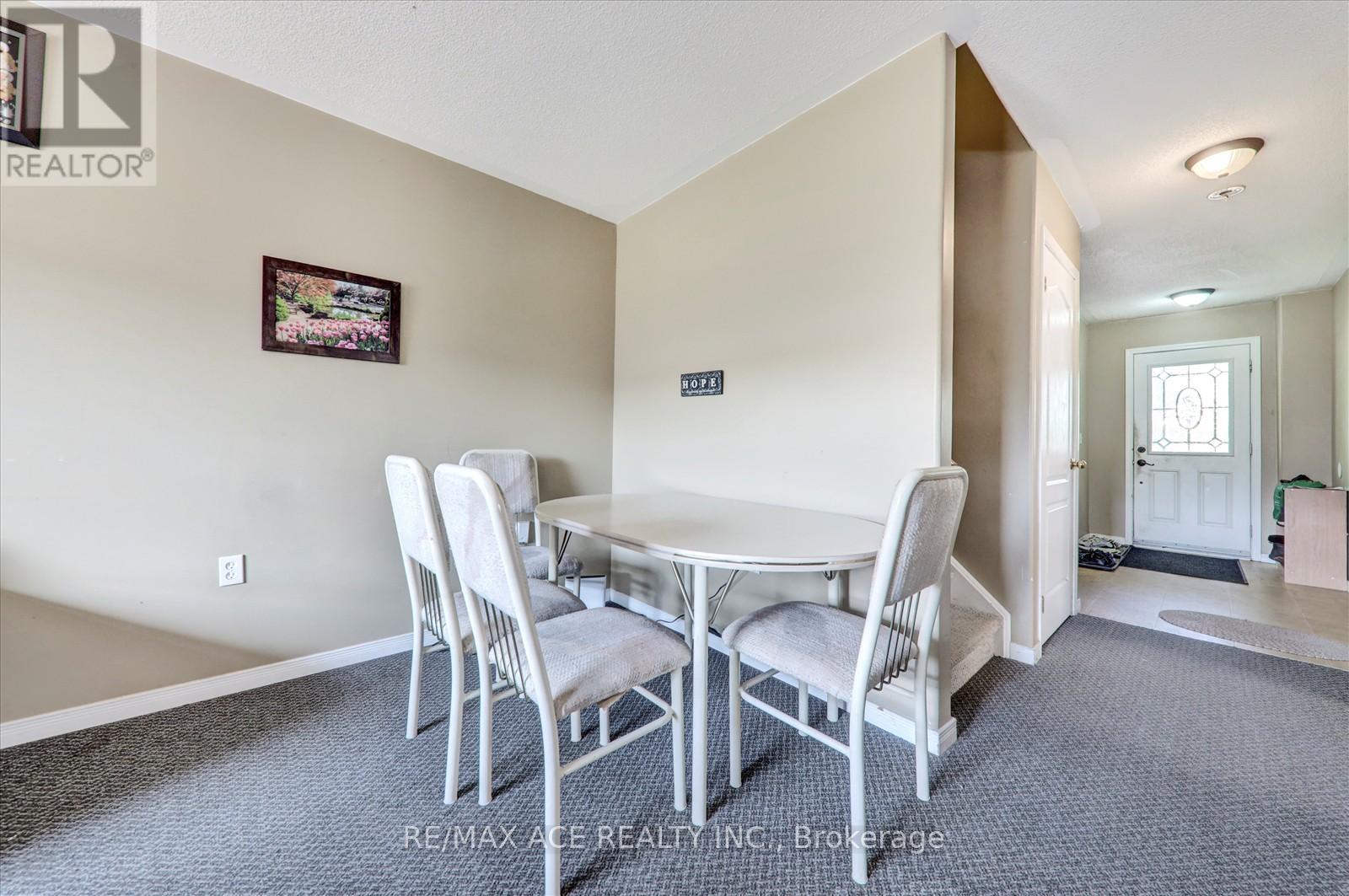 303 Spillsbury Drive, Peterborough West (South), Ontario  K9K 2S1 - Photo 24 - X12289846