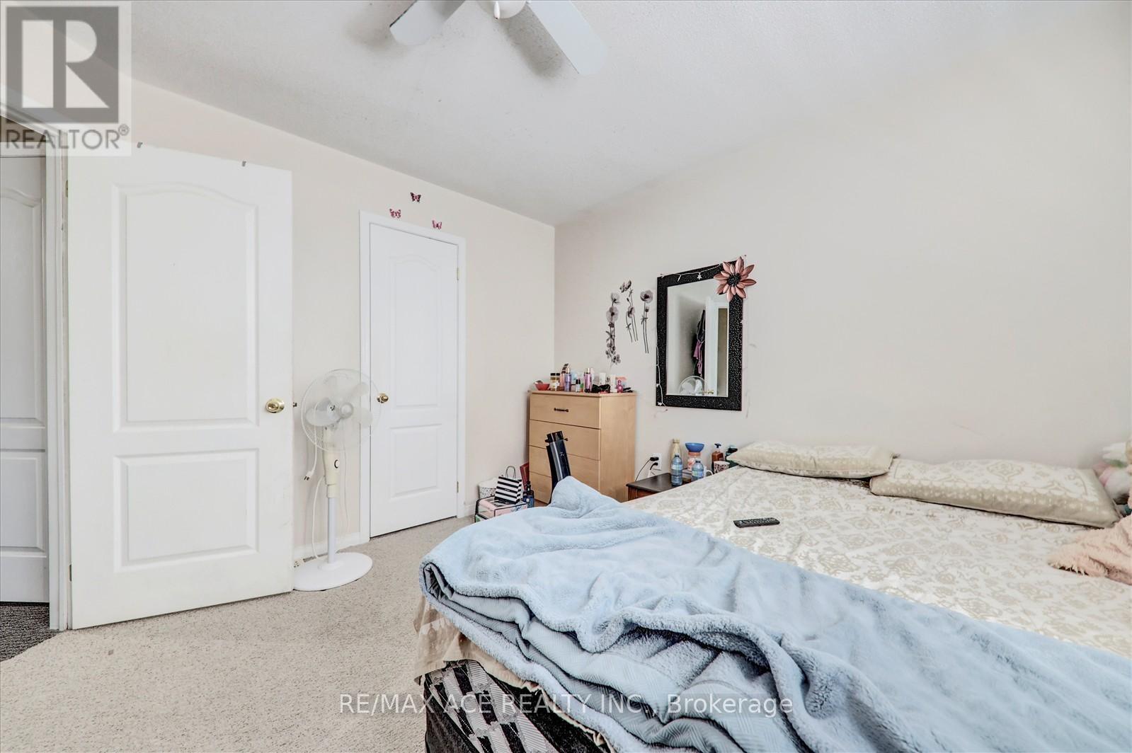 303 Spillsbury Drive, Peterborough West (South), Ontario  K9K 2S1 - Photo 29 - X12289846