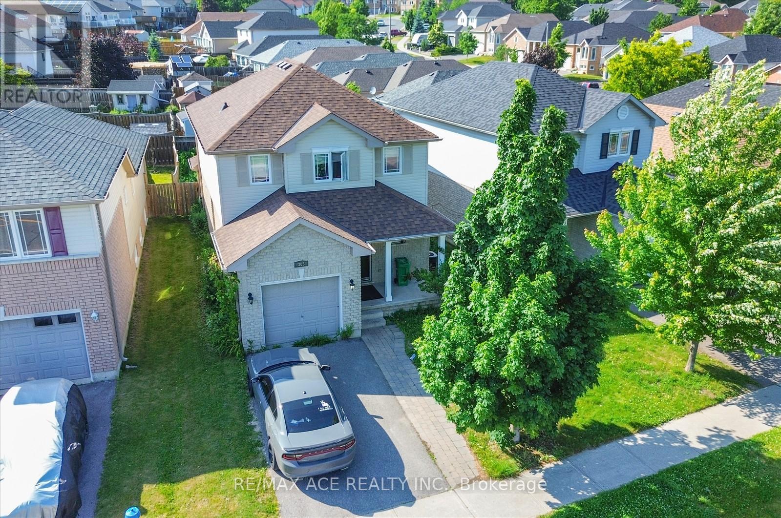 303 Spillsbury Drive, Peterborough West (South), Ontario  K9K 2S1 - Photo 6 - X12289846