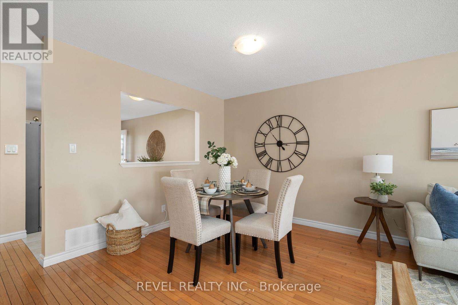 22 Mcgibbon Boulevard, Kawartha Lakes (Lindsay), Ontario  K9V 6G4 - Photo 12 - X12289979