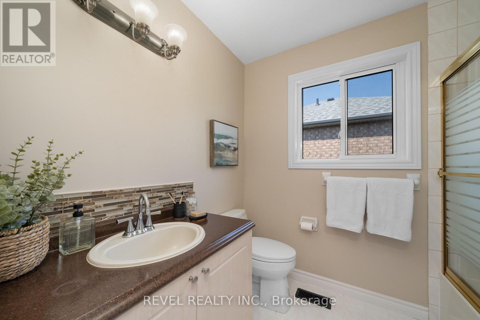 22 Mcgibbon Boulevard, Kawartha Lakes (Lindsay), Ontario  K9V 6G4 - Photo 22 - X12289979