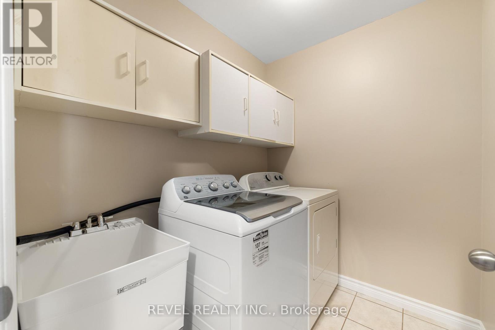 22 Mcgibbon Boulevard, Kawartha Lakes (Lindsay), Ontario  K9V 6G4 - Photo 27 - X12289979