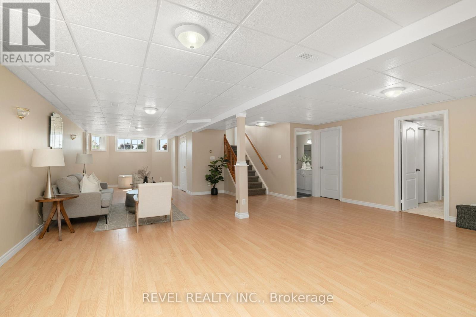 22 Mcgibbon Boulevard, Kawartha Lakes (Lindsay), Ontario  K9V 6G4 - Photo 31 - X12289979