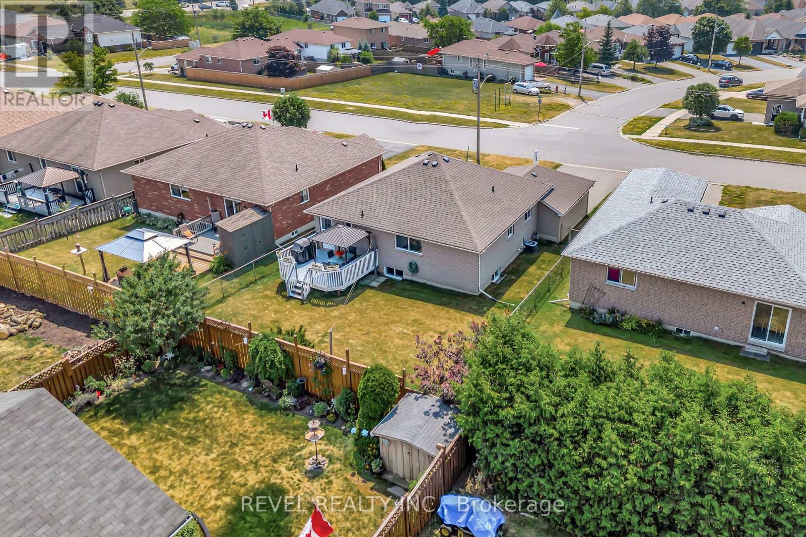 22 Mcgibbon Boulevard, Kawartha Lakes (Lindsay), Ontario  K9V 6G4 - Photo 44 - X12289979